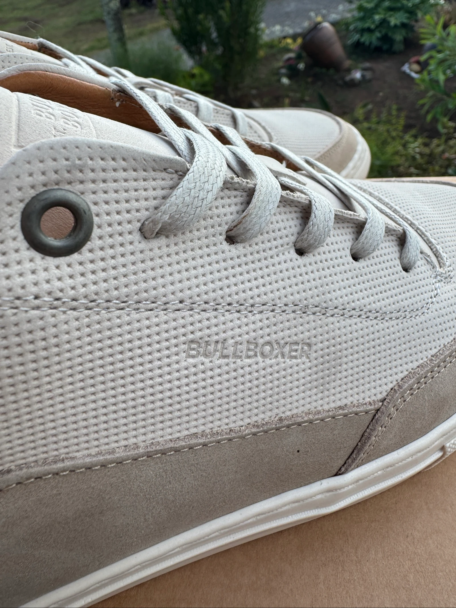 Off-White Bullboxer sneakers – photo 3